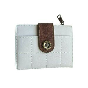 NWOT White Leather Wallet Brown Interior Multiple Pockets Outer Zipper